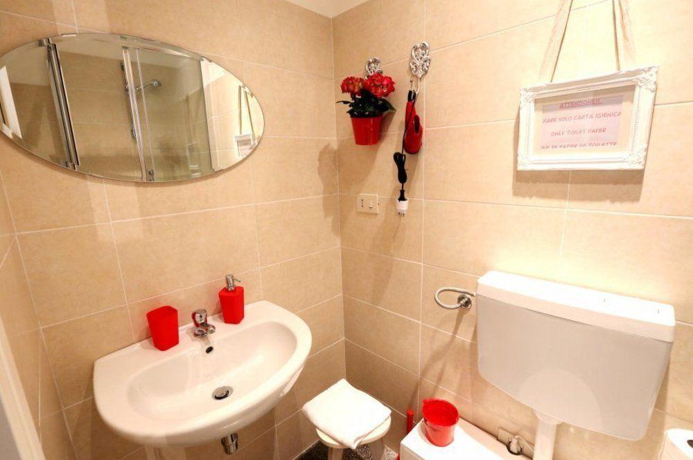 רומא Coral Guest House מראה חיצוני תמונה