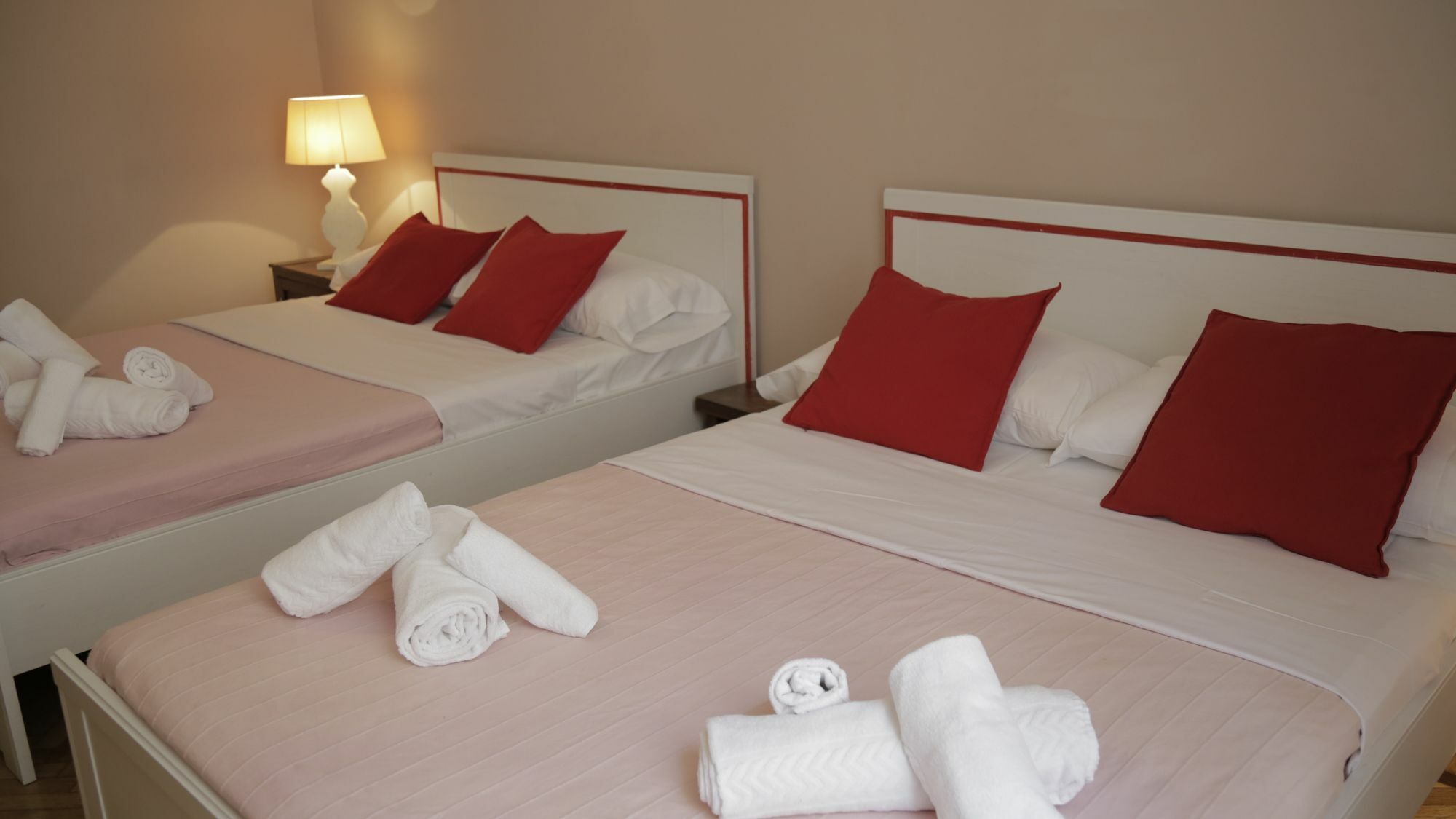 רומא Coral Guest House מראה חיצוני תמונה